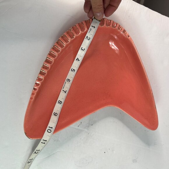 Vintage Mid-Century Modern Ceramic Atomic Boomerang Ashtray Dish Coral with Gold - Picture 10 of 11